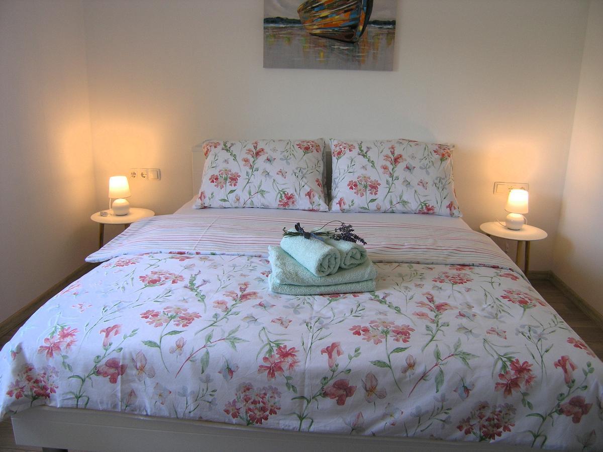 Apartman Danijel 克尔克 外观 照片