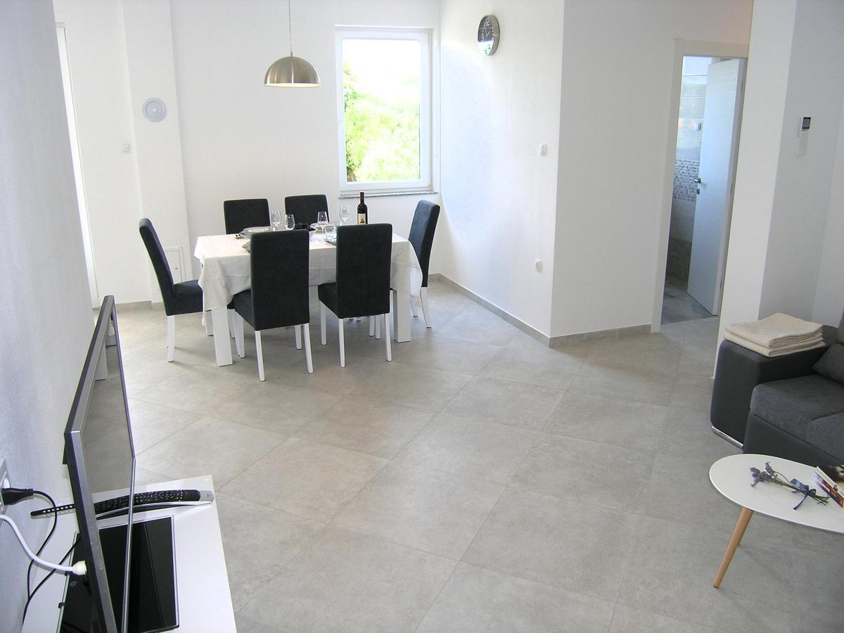Apartman Danijel 克尔克 外观 照片